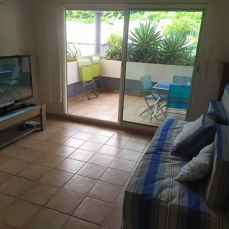 Charmant Appartement En Bord De Mer Avec Piscine Gourbeyre Buitenkant foto