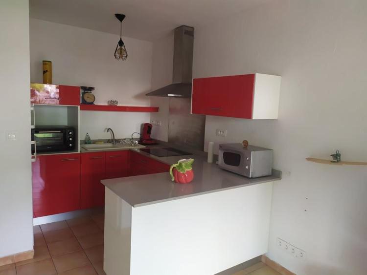 Charmant Appartement En Bord De Mer Avec Piscine Gourbeyre Buitenkant foto